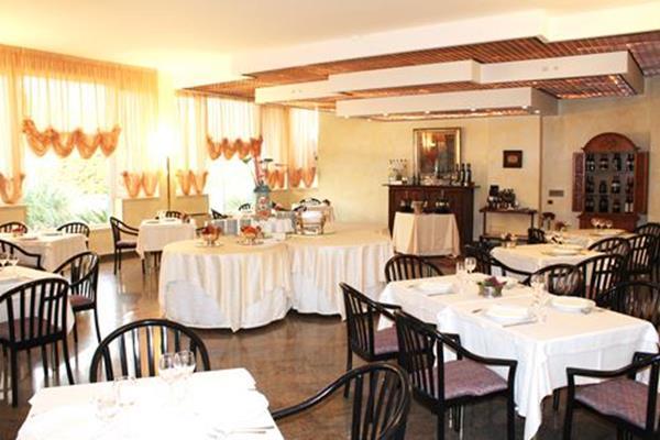 Itaca Hotel Barletta Ngoại thất bức ảnh